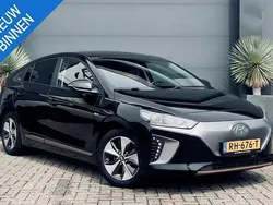 Wit Gebruikt 2018 Hyundai Ioniq Premium Sedan | € 12.450 (Eerlijke prijs)