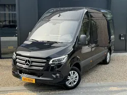 Zwart Nieuw 2024 Mercedes Sprinter Exclusive Van | € 54.950