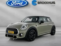 Grijs, metallic lak Gebruikt 2019 Mini John Cooper Works Hatchback | € 17.800 (Super prijs)