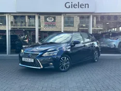 Blauw Gebruikt 2020 Lexus CT200h Hatchback | € 20.900 (Eerlijke prijs)