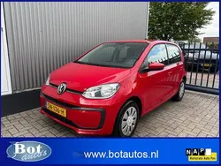 Rood Gebruikt 2018 VW up! move up! Hatchback | € 8.995 (Eerlijke prijs)