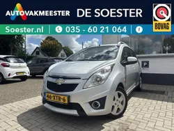Grijs, metallic lak Gebruikt 2011 Chevrolet Spark LTZ Hatchback | € 4.995 (Iets duurder)