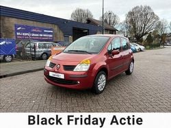 Rood Gebruikt 2004 Renault Modus Expression MPV | € 995 (Goede deal)