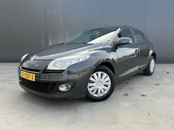 Grijs Gebruikt 2012 Renault Mégane III Expression Hatchback | € 2.950 (Goede deal)