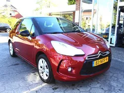 Rood Gebruikt 2010 Citroën DS3 Chic | € 6.950