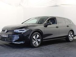 Zwart Gebruikt 2024 VW Passat Business Stationwagen | € 33.999