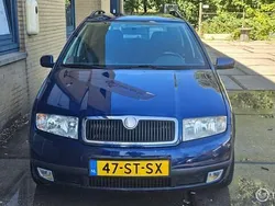 Blauw Gebruikt 2006 Skoda Fabia Stationwagen | € 1.249 (Eerlijke prijs)