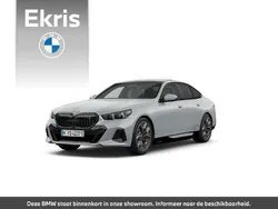 Grijs Nieuw 2025 BMW i5 M Sport Sedan | € 91.262 (Eerlijke prijs)