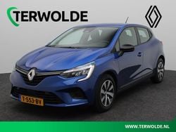 Blauw Gebruikt 2023 Renault Clio V Equilibre Hatchback | € 17.340