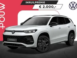 Wit, metallic lak Nieuw 2024 VW Tayron R-line Edition SUV | € 61.950 (Eerlijke prijs)