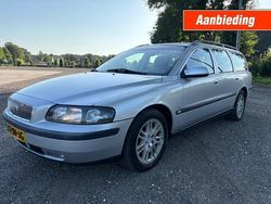 Grijs, andere lak Gebruikt 2001 Volvo V70 Stationwagen | € 1.350 (Eerlijke prijs)