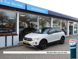 Grijs Gebruikt 2023 VW T-Roc Style SUV | € 33.980 (Eerlijke prijs)