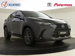 Grijs Gebruikt 2023 Lexus NX450h+ Luxury Line SUV | € 54.899 (Iets duurder)