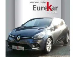Grijs Gebruikt 2017 Renault Clio GrandTour LIMITED Stationwagen | € 11.990 (Duur)