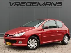 Rood Gebruikt 2006 Peugeot 206 Hatchback | € 1.250 (Goede deal)