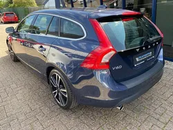 Blauw Gebruikt 2013 Volvo V60 Momentum Stationwagen | € 12.945 (Eerlijke prijs)