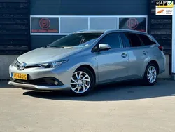 Grijs Gebruikt 2017 Toyota Auris Touring Sports Stationwagen | € 10.995 (Goede deal)
