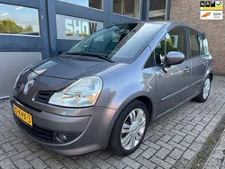 Grijs Gebruikt 2009 Renault Grand Modus Exception MPV | € 2.450 (Eerlijke prijs)