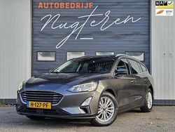 Grijs, metallic lak Gebruikt 2020 Ford Focus Business Edition Stationwagen | € 9.450 (Super prijs)