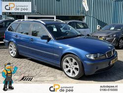 Blauw, metallic lak Gebruikt 2002 BMW 325 Basis Stationwagen | € 7.850