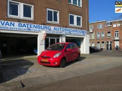 Rood Gebruikt 2010 Toyota Yaris Hatchback | € 3.950 (Eerlijke prijs)