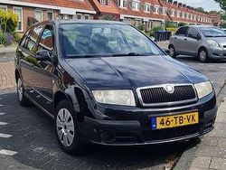 Zwart Gebruikt 2006 Skoda Fabia Ambiente Hatchback | € 850