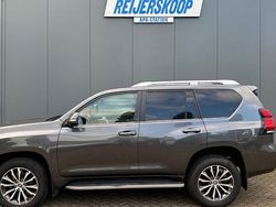Grijs (metallic) Gebruikt 2019 Toyota Land Cruiser Executive Van | € 29.950