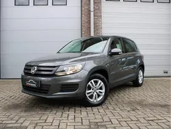 Grijs Gebruikt 2014 VW Tiguan Comfortline SUV | € 12.500 (Super prijs)