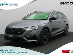 Grijs Gebruikt 2024 Skoda Octavia Business Line Stationwagen | € 39.900 (Duur)