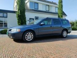 Blauw, metallic lak Gebruikt 2005 Volvo V70 Stationwagen | € 6.950 (Duur)