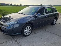 Grijs Gebruikt 2010 Renault Laguna III Stationwagen | € 1.750