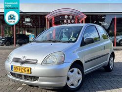Grijs Gebruikt 2000 Toyota Yaris Sol Hatchback | € 1.690 (Eerlijke prijs)