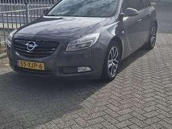 Grijs Gebruikt 2012 Opel Insignia Stationwagen | € 4.000 (Iets duurder)