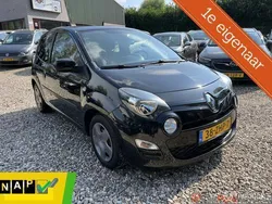 Zwart Gebruikt 2012 Renault Twingo Collection Hatchback | € 4.999 (Eerlijke prijs)