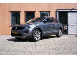 Grijs Gebruikt 2019 VW T-Roc Sport SUV | € 24.950 (Eerlijke prijs)
