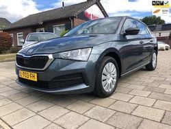 Grijs Gebruikt 2021 Skoda Scala Active Hatchback | € 15.940 (Eerlijke prijs)