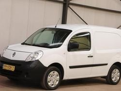 Wit Gebruikt 2009 Renault Kangoo Komfort MPV | € 2.450 (Eerlijke prijs)