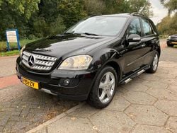 Zwart Gebruikt 2006 Mercedes ML500 SUV | € 14.950