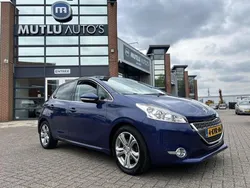 Blauw Gebruikt 2013 Peugeot 208 Allure Hatchback | € 5.990 (Eerlijke prijs)