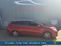 Rood Gebruikt 2014 Toyota Auris Stationwagen | € 8.950 (Goede deal)