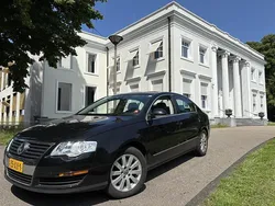 Zwart Gebruikt 2008 VW Passat Sedan | € 3.950 (Eerlijke prijs)
