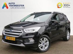 Zwart Gebruikt 2017 Ford Kuga Trend SUV | € 16.745 (Iets duurder)