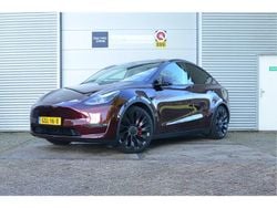 Rood Gebruikt 2024 Tesla Model Y Performance SUV | € 49.999 (Duur)