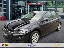 Zwart Gebruikt 2022 VW Polo Life Hatchback | € 19.950 (Goede deal)