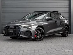 Grijs Gebruikt 2022 Audi A3 Sportback S-Line Hatchback | € 39.990 (Duur)