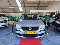 Grijs Gebruikt 2007 VW Touran MPV | € 2.999 (Eerlijke prijs)