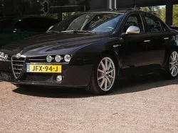 Zwart, metallic lak Gebruikt 2010 Alfa Romeo 159 Ti Sedan | € 19.950