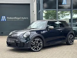 Zwart Gebruikt 2022 Mini Cooper Hatchback | € 29.700