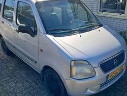 Zilver Gebruikt 2001 Suzuki Wagon R+ GL Stationwagen | € 500 (Eerlijke prijs)