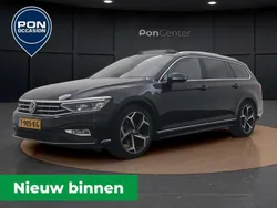 Zwart Gebruikt 2023 VW Passat Business Stationwagen | € 33.450 (Eerlijke prijs)